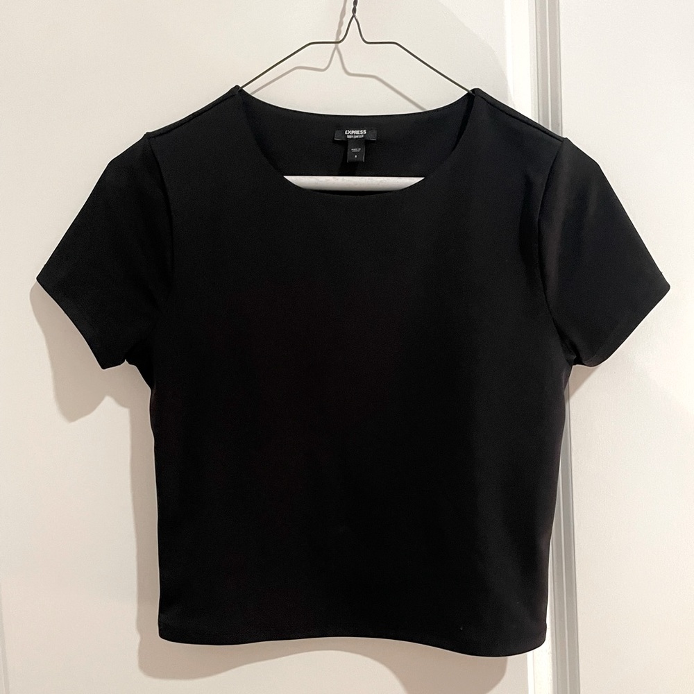 Express Body Contour Crop Top, Small